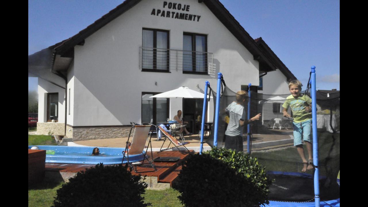 Apartamenty I Pokoje Na Letniej Ujście-Darłowskie Exterior foto